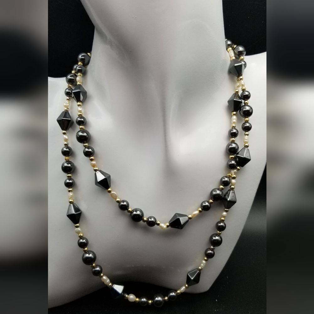 Black diamonds hematite necklace. N132